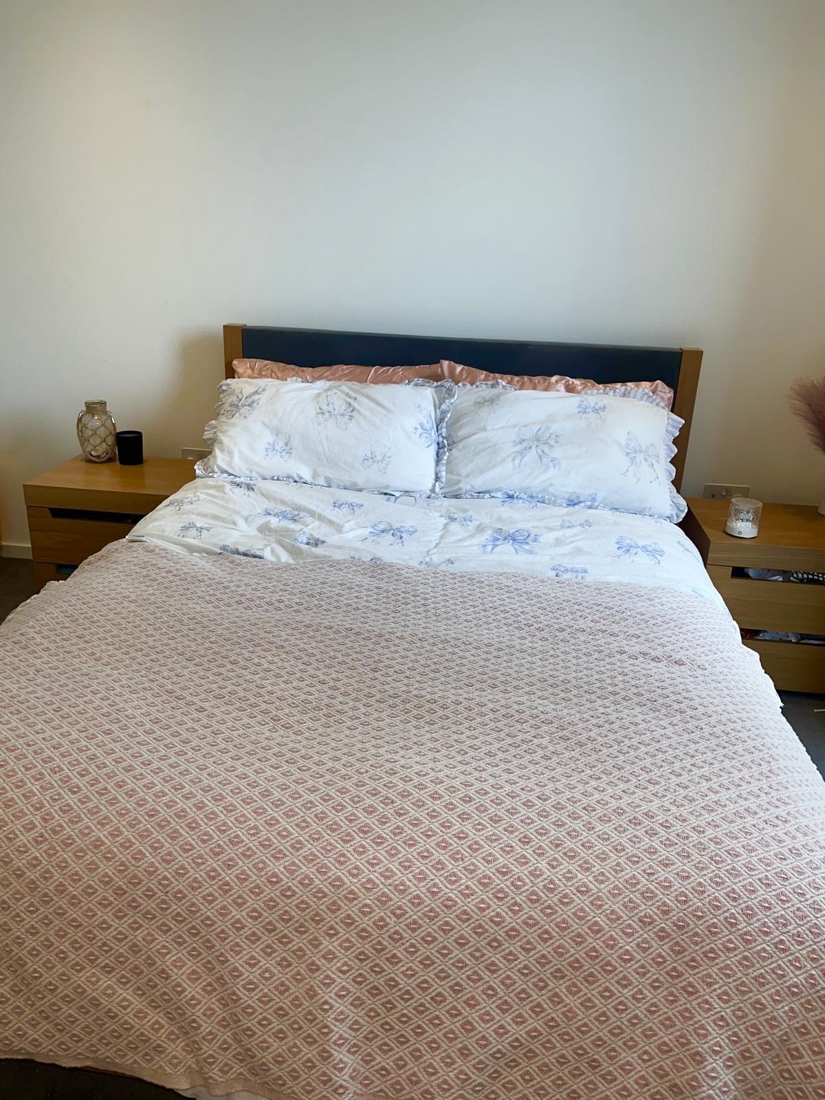 Photo 1 of 8 of Bright double room in friendly flat share!, London, United Kingdom