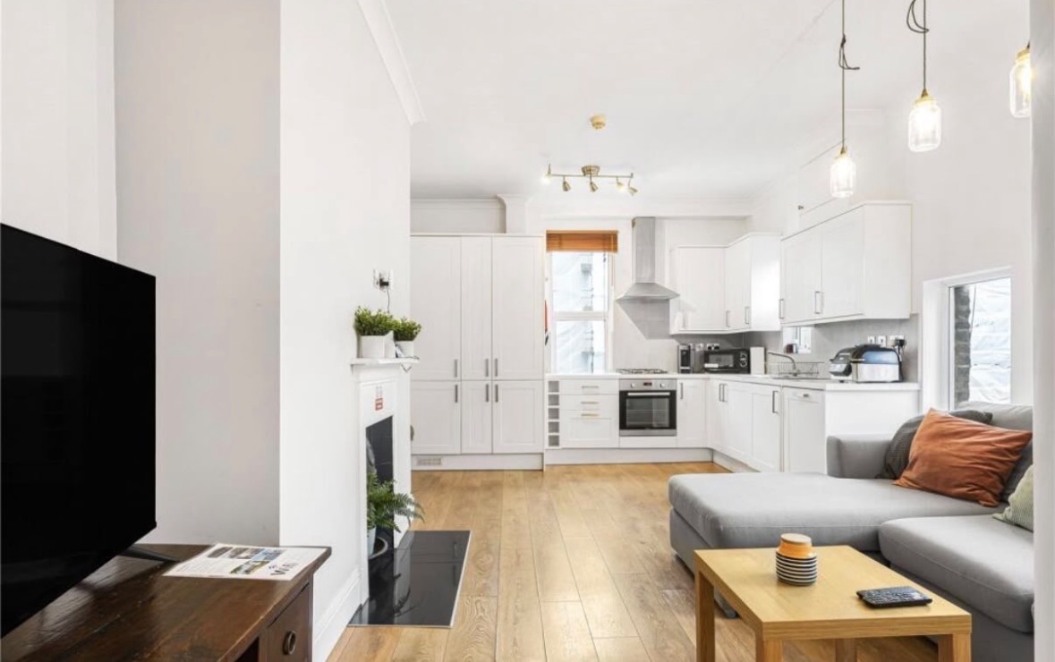 Photo 1 of 3 of Double room available in Stoke Newington, London, United Kingdom
